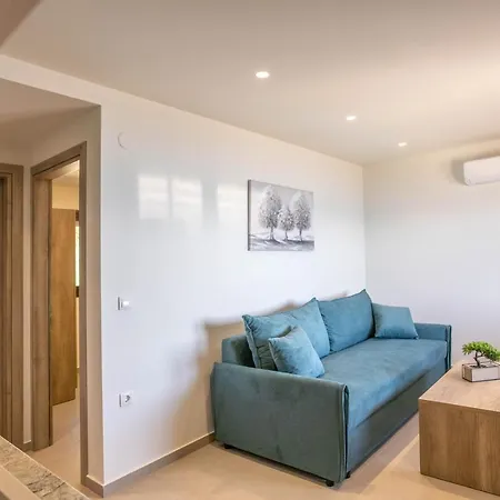 Sarakina Seaside Apartmán *