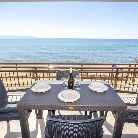 Apartmán Sarakina Seaside *